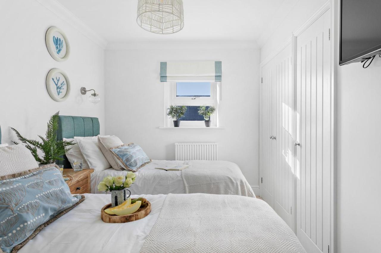 The Seaview Suites At The Corbyn Apartments ทอร์คิ ภายนอก รูปภาพ
