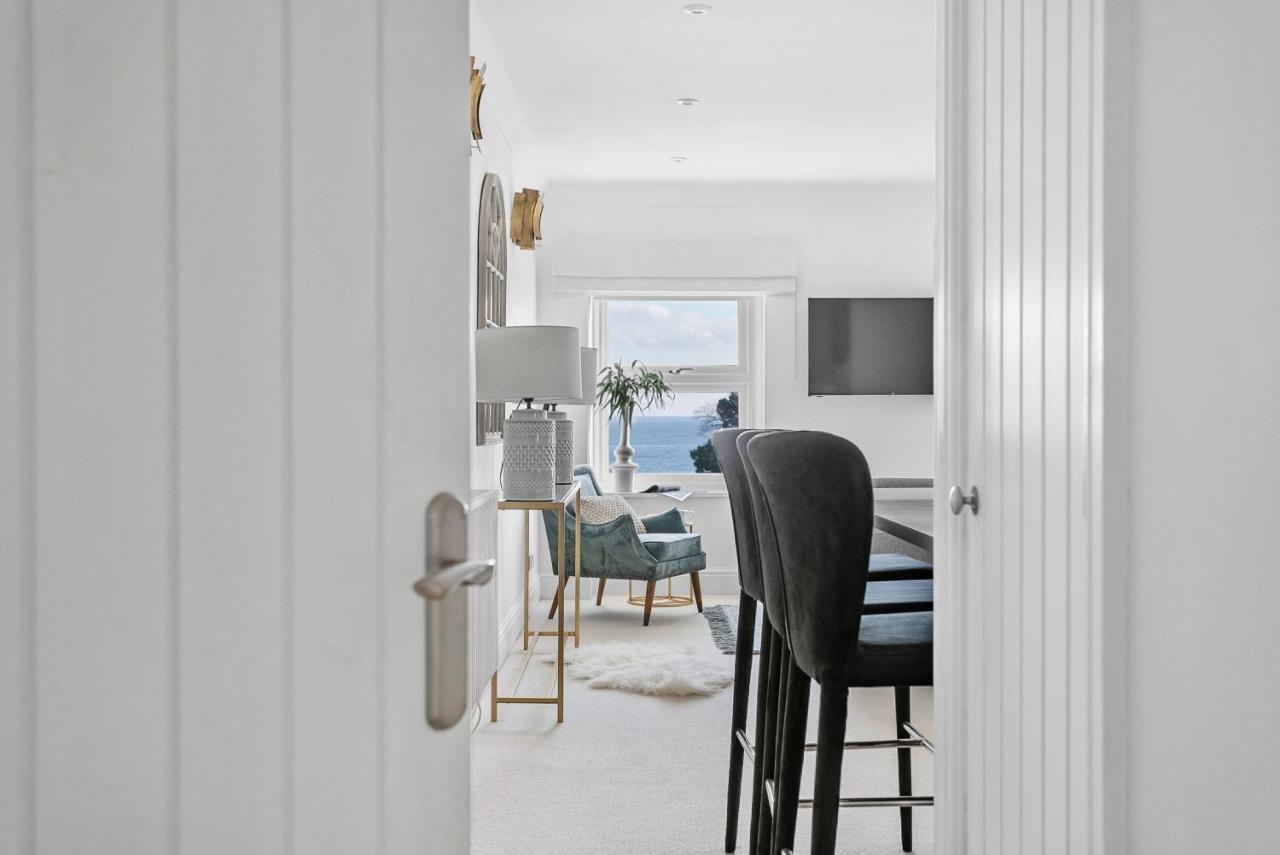 The Seaview Suites At The Corbyn Apartments ทอร์คิ ภายนอก รูปภาพ