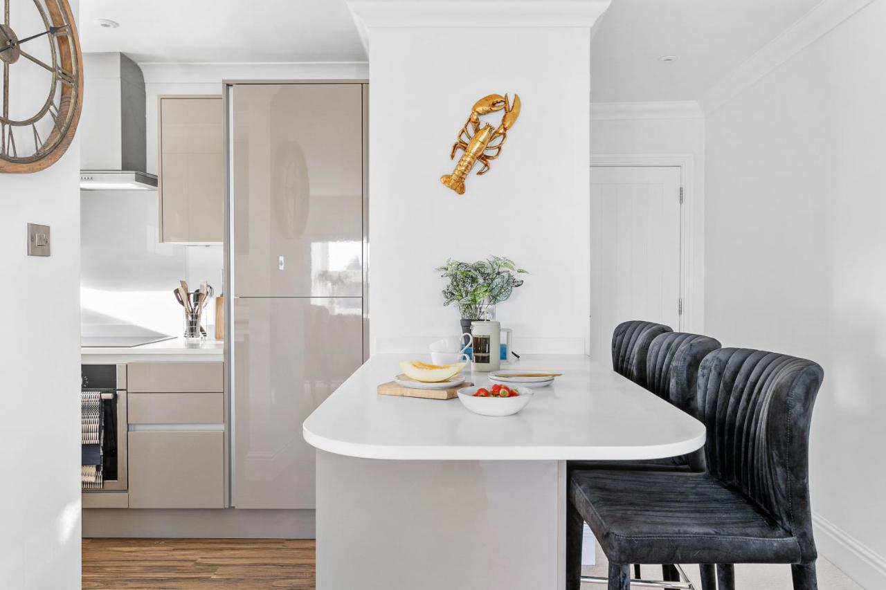 The Seaview Suites At The Corbyn Apartments ทอร์คิ ภายนอก รูปภาพ